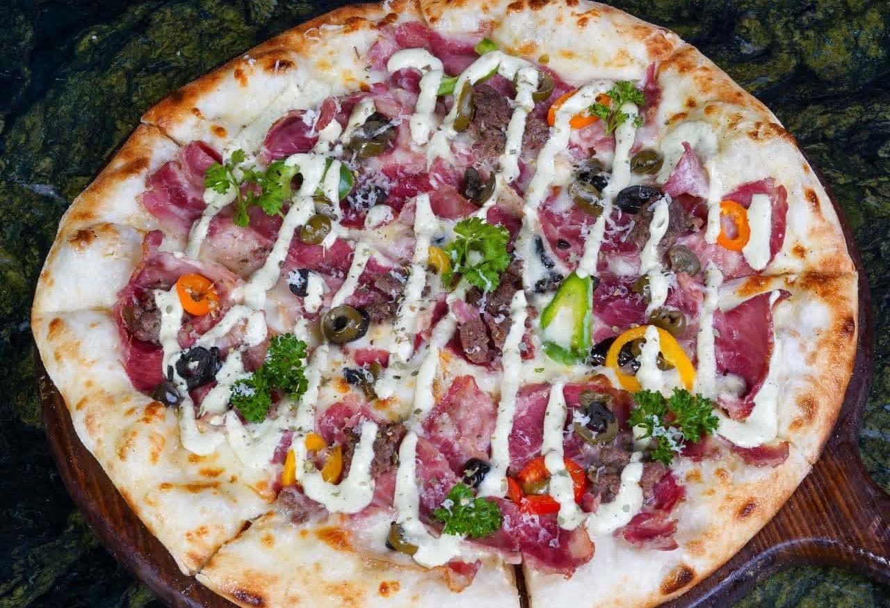 تصویر بیکن لاورز