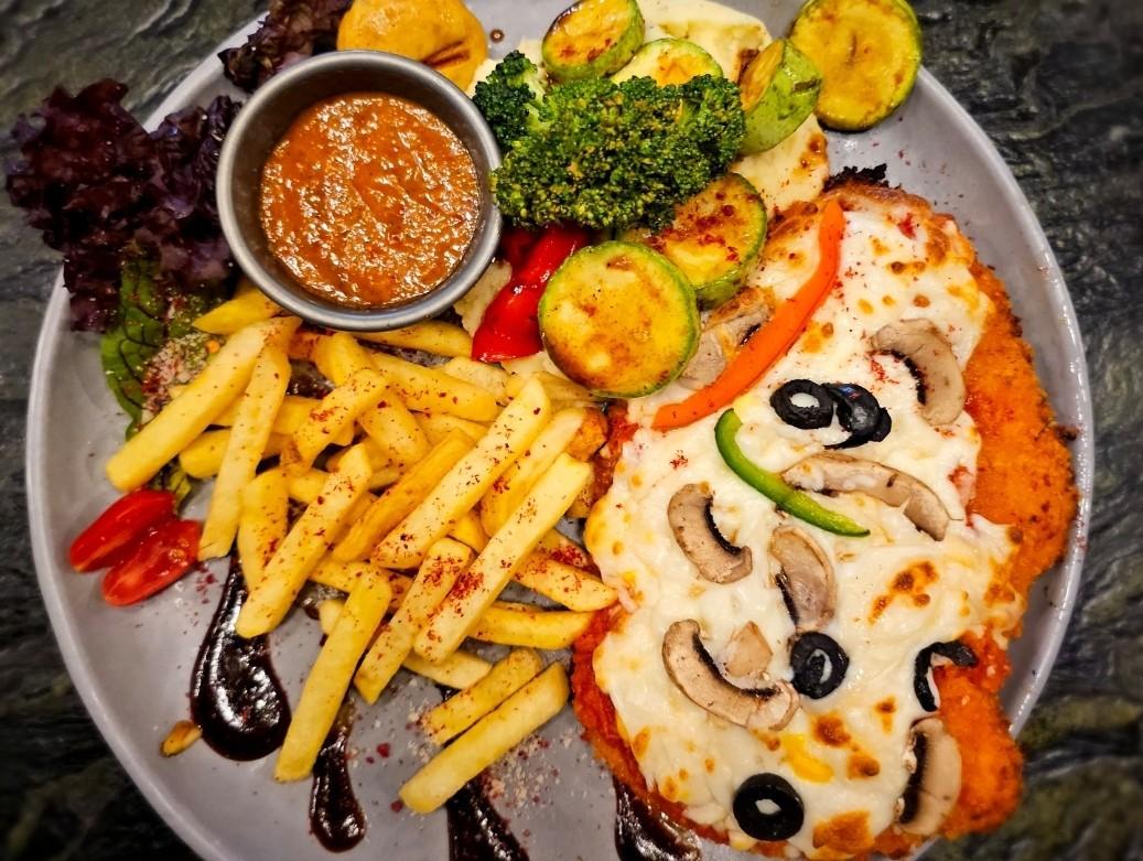 تصویر چیکن پارمسان