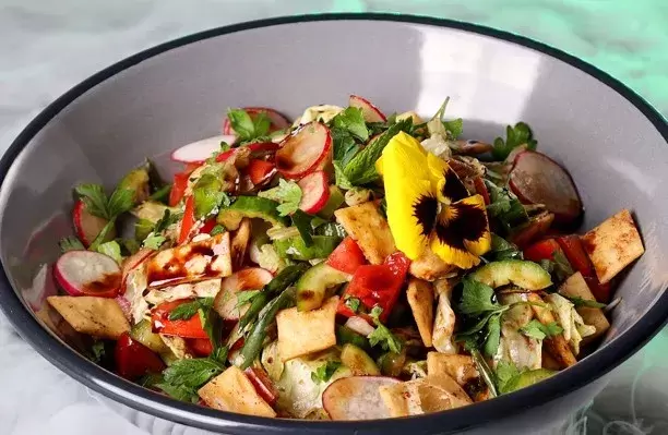 تصویر سالاد فتوش